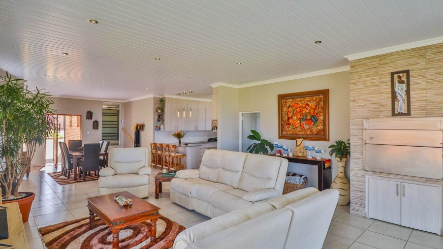 4 Bedroom Property for Sale in Dana Bay Western Cape
